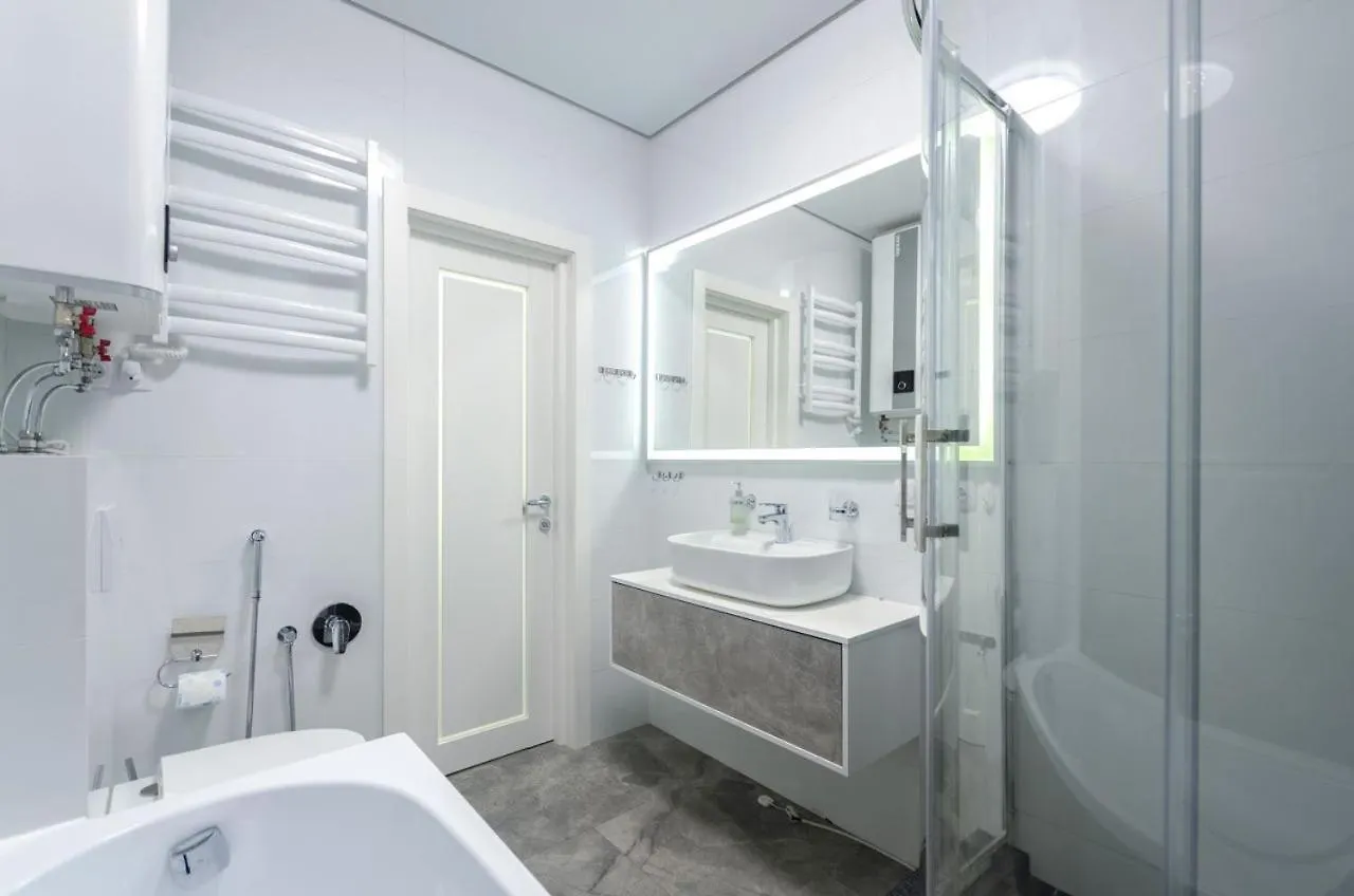 Kyiv White Apartment Victory Oekraïne